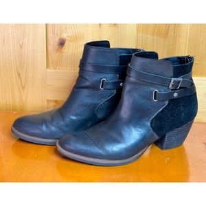 Korks Black Leather/Suede Booties